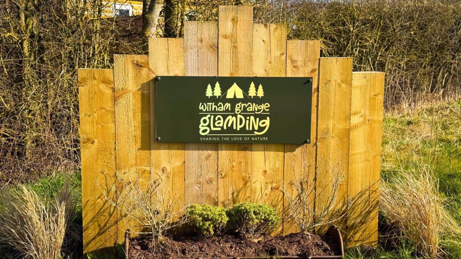Luxury tent Witham Grange Glamping