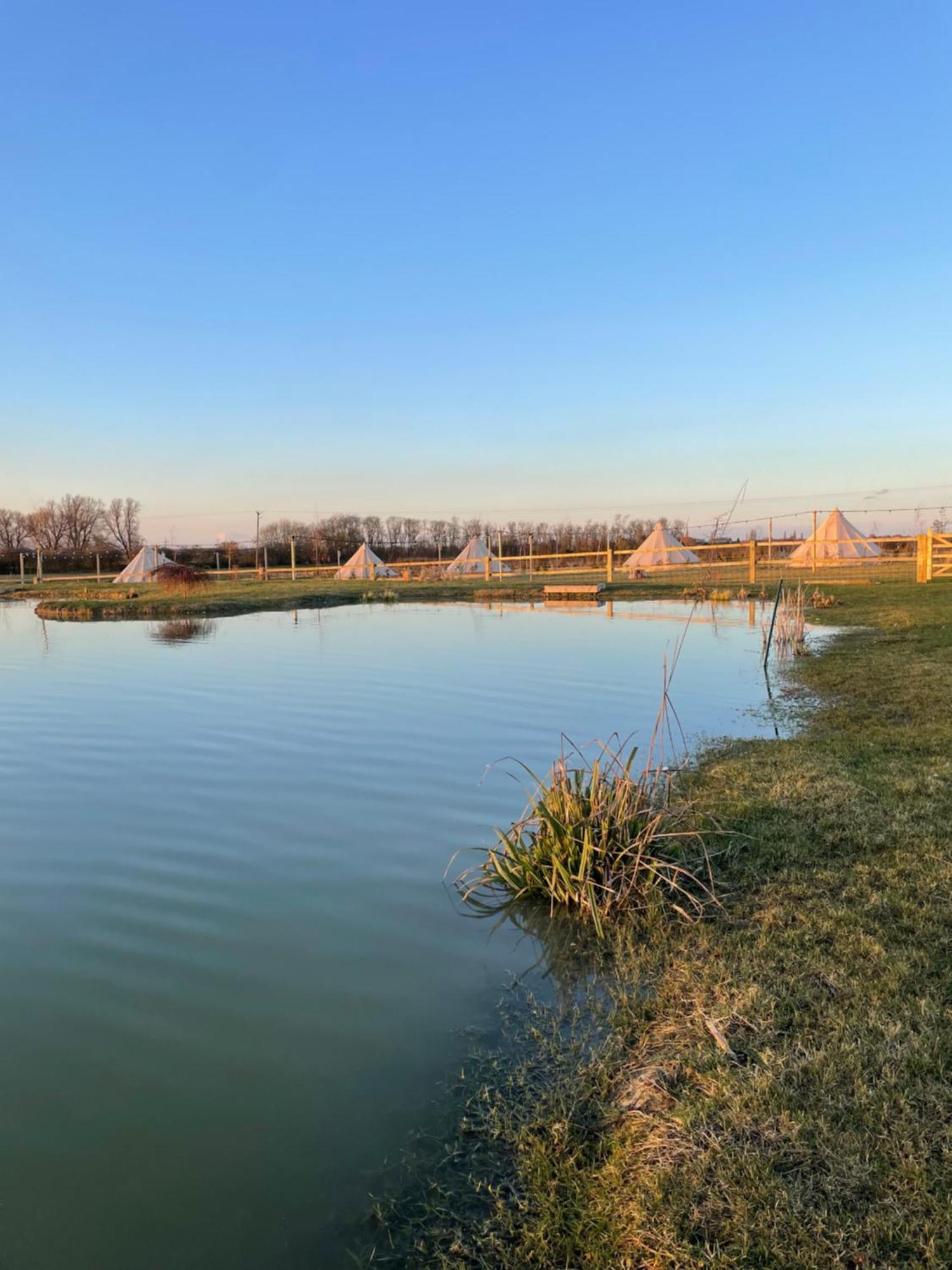 Witham Grange Glamping Luxury tent *